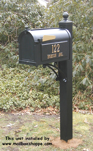 Whitehall Mailbox on Deluxe Post